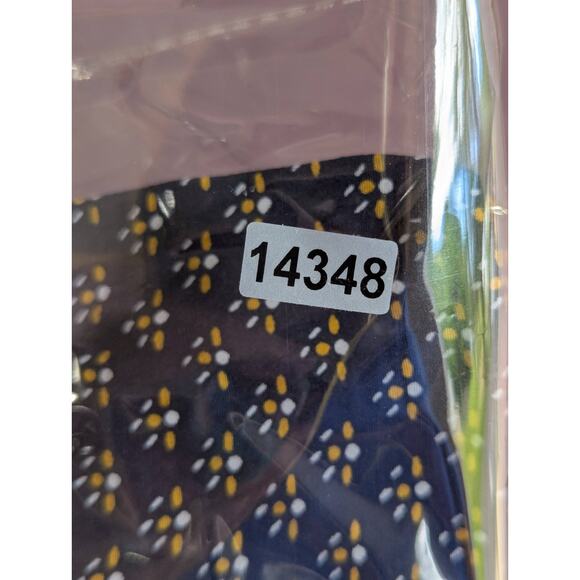 GAP Blouse Womens Medium Ditzy Print Pullover Top Navy Preppy Teacher Office - Picture 9 of 10